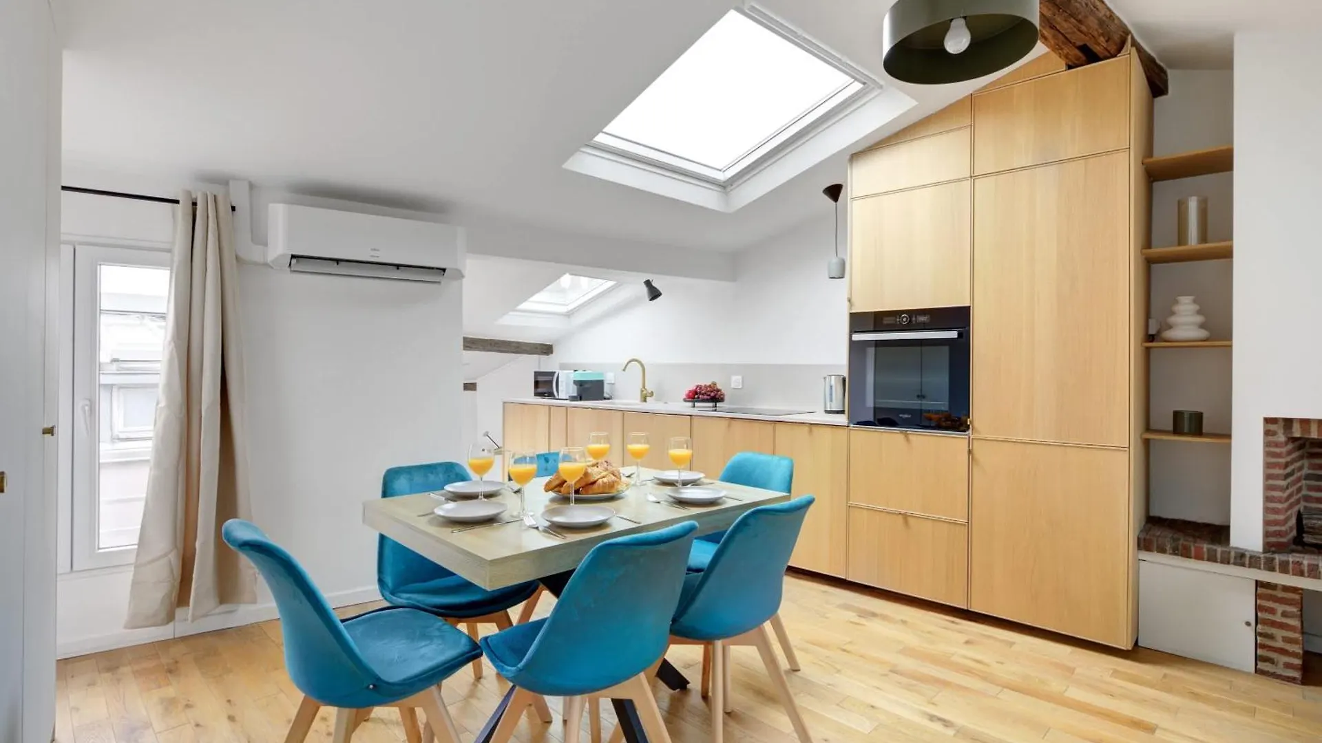 Bnbnova - 2Br - Latin Quarter - Notre Dame & Seine Paris Apartment
